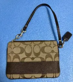 COACH シグネチャー リストレット ポーチのサムネイル