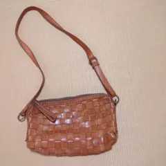 ロビタ　robita ブラウンレザー ショルダーバッグ