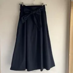 【美品】earth リボン付き ロングスカート 黒系
