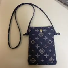 Daily russet スマホショルダーバッグ ネイビー