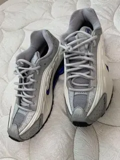 28cmNIKE SHOX スニーカー シルバー ブルー