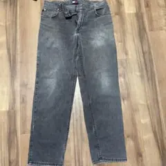 Tommy 黒デニムのサムネイル