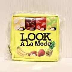 ペコちゃんのお菓子シリーズ パッケージのスクエアポーチ LOOK 不二家