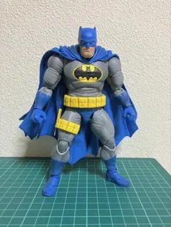 MAFEX No.139 BATMAN BLUE Ver.【単体】 MAFEX No.139 Batman: The Dark Knight Returns - Batman (Blue Ver.) & Ro