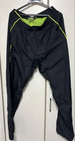 UNDER ARMOUR トレーニング　シャカシャカ　パンツ 黒/黄緑