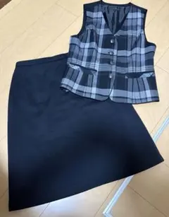 事務服セット　ベスト11号　スカート13号