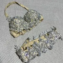 ⚠️在庫一掃セール⚠️ホワイト　ベリーダンス　ブラベルトスカートインナーパンツセット ベリーダンス衣装 ブラ&ベルト&スカート 全3色 (M-L) CT0426