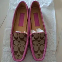 Coach シグネチャーローファー ブラウン/ピンク　8M