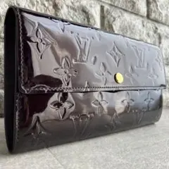 希少✨美品✨ルイヴィトン ヴェルニ ポルトフォイユ サラ 長財布 アマラントのサムネイル