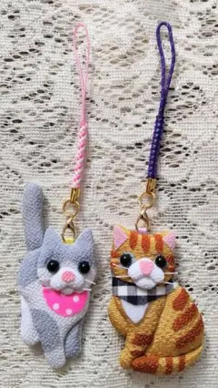 [ちりめん細工 ネコちゃんストラップ2個セット]