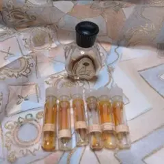 Charmy PERFUME ミニボトル 香水　 他　見本6本のサムネイル