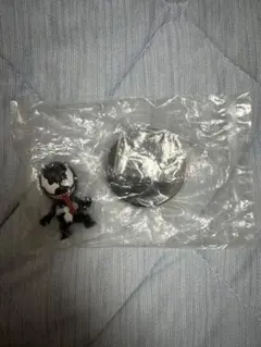 ヴェノム　フィギュア　台座付き