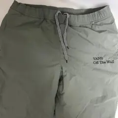 VANS グリーンナイロンパンツ