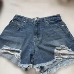 GRL デニムショートパンツ ダメージ加工のサムネイル
