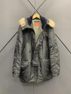 Item thumbnail for item 8d7cf579-ea92-4520-814e-fc1c79f9aefc