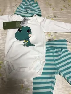 リボーンドール⭐️恐竜プリントロンパースセット