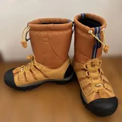 クリスマス年末セールキーンkeen28オレンジ スノーブーツ 防水性 保温性