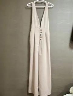 【超美品】ナネア　Vネック サロペットのサムネイル