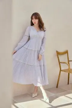 Herlipto Monotone Floral Pleated Dress