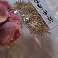 【新品未使用】金色星形チャーム 複数個入り