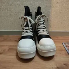 新品 SUPERGA ストラップ ハイカットレザースニーカー モード白US7.5 