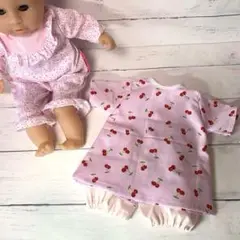 ハンドメイド　ピーターキンべビー、ソフトベビー用　ワンピースセット　さくらんぼ