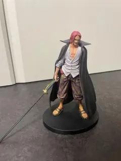 ワンピース シャンクス フィギュア