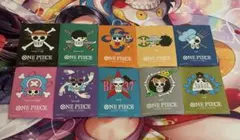 ワンピースカード リミテッドカードスリーブ 麦わらの一味スリーブ各1枚ずつ