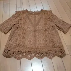 超美品　Anatelier(アナトリエ) レース 半袖トップス ブラウン　38のサムネイル