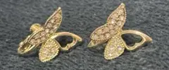蝶々　ゴールド　イヤリング　大きめ