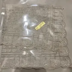 【未使用】伝統工芸　汕頭　ハンカチ　刺繍　スワトウ　白　綿麻　花　レース 職人
