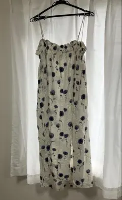 H&M 花柄キャミワンピースのサムネイル