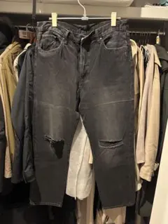 GU ハイウエストテーパードダメージジーンズNT+E