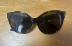 GUCCI サングラス　シェリーライン　GG0035のサムネイル