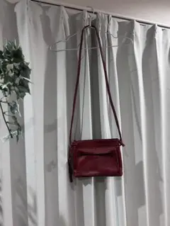 レザー　赤　ショルダーバッグ