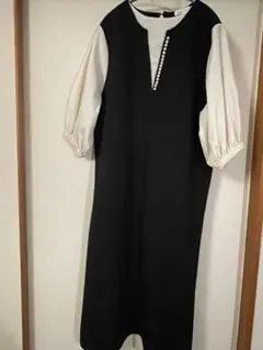しまむら Helm パールボタン付き　ロングワンピース