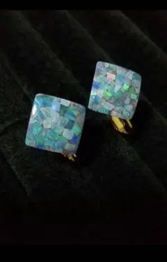 【箱付き】モザイク　オパール　イヤリング　上品　プレゼントにも　16kgf
