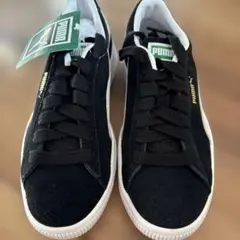 PUMA ブラック スエード スニーカー