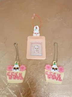 サンリオ コロコロクリリン ミニチュアチェキ用ホルダー　ラバーマスコット