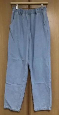 しまむら　シェフデニムパンツ　Mのサムネイル