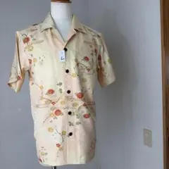 L寸アロハシャツ 花柄 クリーム色　着物素材リメイク花柄模様
