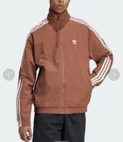 adidas トラックジャケット ブラウン