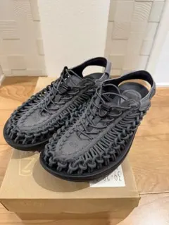 KEEN UNEEK サンダル 27.5cm Blk Raven Paisley - メルカリ