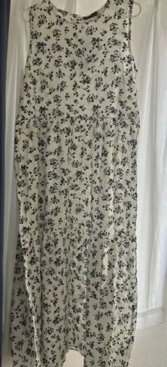 TRUBE フラワープリント ロングワンピース