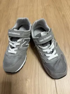 【美品】【記名なし】New Balance キッズ 996 グレー　20cm
