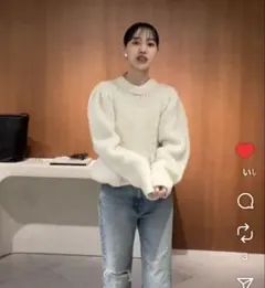 CLANE アイボリーペプラムニットセーター サイズ2