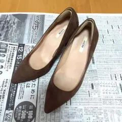 REZOY ブラウンスエードパンプス　ヒール9cmのサムネイル