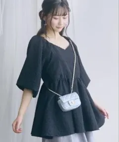 〈大きいサイズ〉ふくれジャガードペプラムチュニック　marun LL ブラック