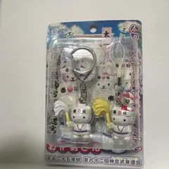 【未使用】ハローキティ ご当地ファスナーマスコット とストラップ