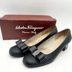 【美品希少】サルヴァトーレフェラガモ パンプス ヴァラリボン マットブラック